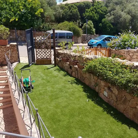 Baia Caddinas, غولفو أرانتْشي